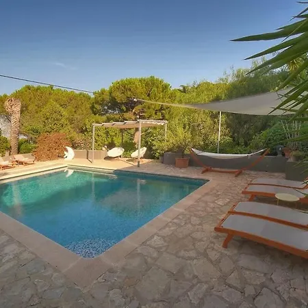 Βίλα Oasis De Calme Avec Piscine Proche De Cannes *