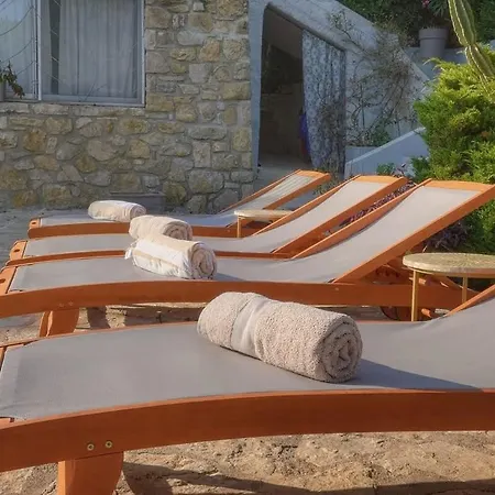 Βίλα Oasis De Calme Avec Piscine Proche De Cannes *