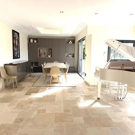 Oasis De Calme Avec Piscine Proche De Cannes *